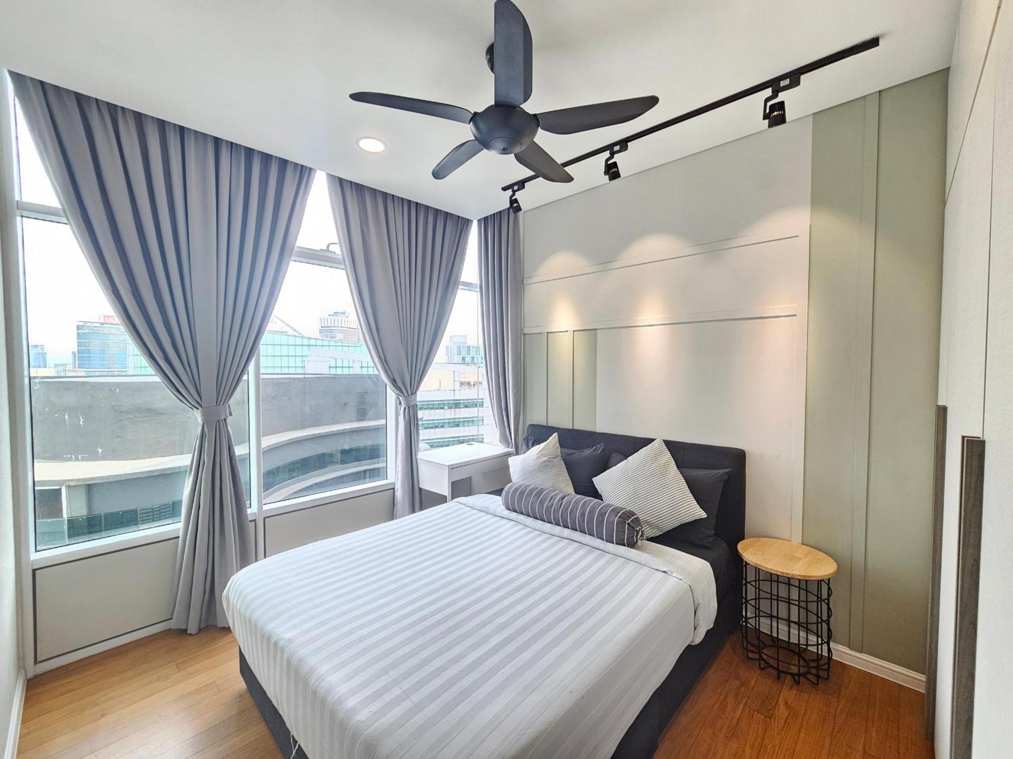 Sky Suites Klcc By Staylar กัวลาลัมเปอร์ ภายนอก รูปภาพ